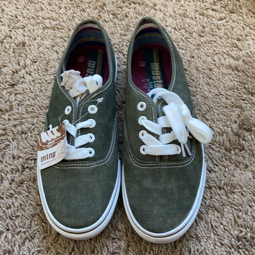 Brand new with tags MTNG mustang sneakers